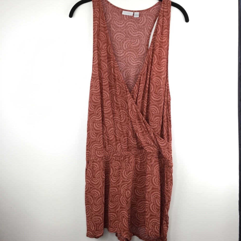 Hinge Romper Orange Size 1 ( XL ) Crossover ☺️